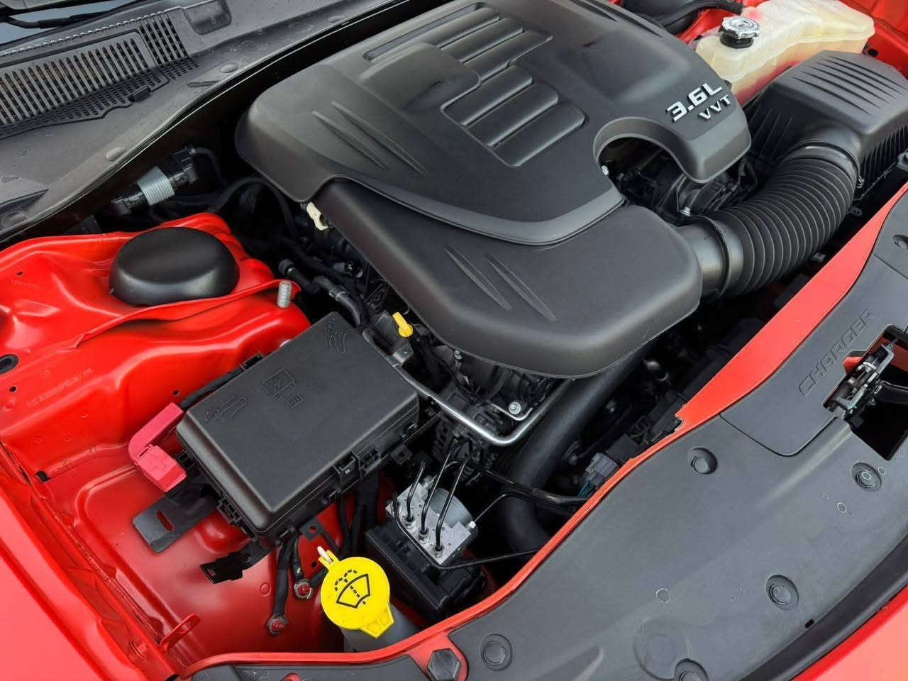 جارجر مديل ٢٠٢١ اصل
رقم بغداد 
٤٣حقيقي
اللون برتقالي مميز 
سياره موصفات بلاك 
كامره دواره 
دخول ذكي 
حساس بل مري
نقطه عمياء 
رادار جانبي 
غرفه سوده بلاك اصل 
ويل ٢٠ بلاد
كشنات حظن 
حادث سياره جاملغ جهة سايق تبديل الباب خلف سايق بيه صبغ
سياره ستخدام شخصي 
السعر ٢٣٨
***********
