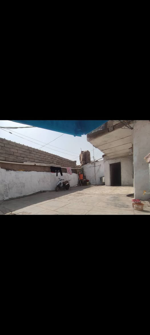 بيت تجاوز للبيع قرب الملعب منطقة ابو رمانه المساحه 170
*********** عمارة, ميسان
