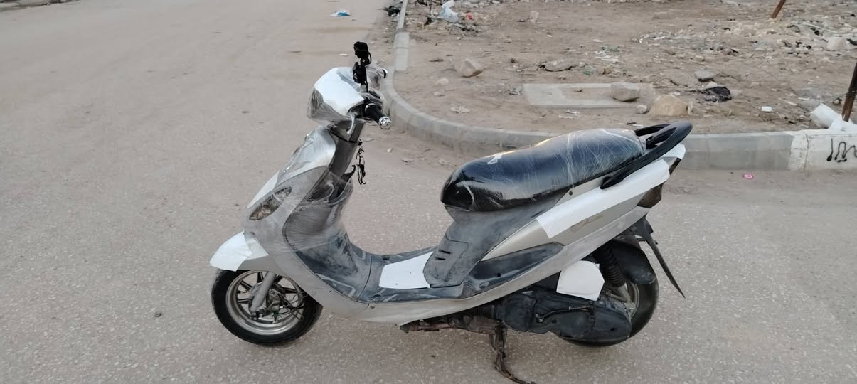 الحلال الثاني نفس ترتيب القبلها النباعت ما مفتوحه بلادي كهرباييات كامله وشغله من الطول الطول
السعر خاص
***********/ للاستفسار
