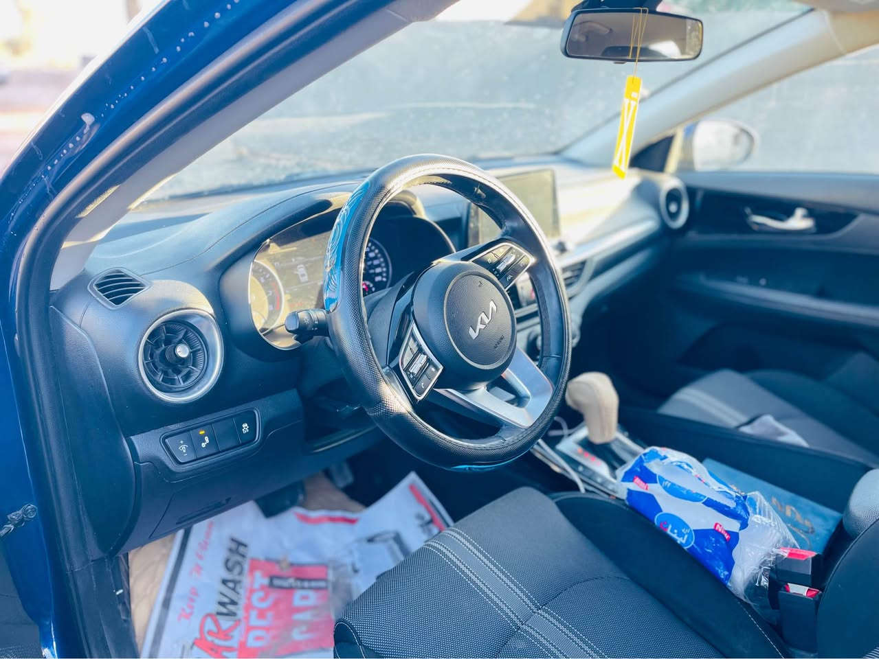 السلام عليكم كي فورتي للبيع 
موديل 23
رقم ذي قار معوقين
سياره جاهزه فول ما عده الفتحه تبريد قطعتين تدفئه كشنات مثبت سرعه تحديد مسار مانع تصادم امامي توقف ذاتي حساسات رادارات بل مرايات ماشيه 33 هواي بيها مواصفات سياره جاهزه بيع مستعجل السعر 145 وبيها مجال قليل ***********مكان الناصريه مركز ناصرية, ذي قار
