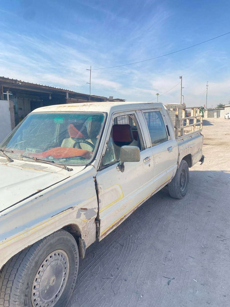 السلام عليكم
بيكم تيوته دبل قماره موديل 1988
رقم بصره الماني شاصي مكفول بدي شوف العين 
كير جديد مكينه مجفته 
العنوان البصره ابي الخصيب 
***********
