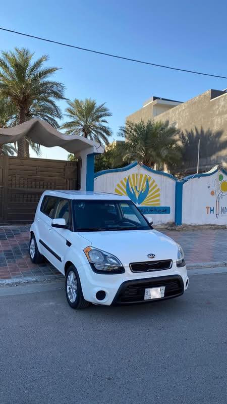 السلام عليكم للبيع كيا صول
الموديل 2013 

أمريكي حادثها جاملغ وبنيد من امريكا 

هنا صاير بيها صبغ صفحة اثر طخات بدون دواخل 

السيارة حلوة بدون نقص 

تايرات جديده مكينة والكير كله تمام 

السيارة محرك 2000 دوش 

والمواصفات معروفة مالتها مكان السيارة كربلاء 📍

السعر 93 بيها مجال بسيط

للاستفسار أكثر الاتصال ***********
