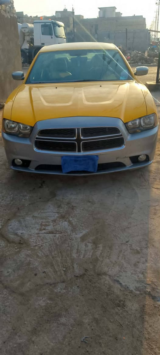 السلام عليكم سياره جارجر للبيع موديل 2011 السياره بيها فقط فتح/
 گير ومكينه كفاله حداديه جديده وتخم تاير حديد
***********
***********
السياره موجوده في ميسان رقم انبار مشروع وطني
