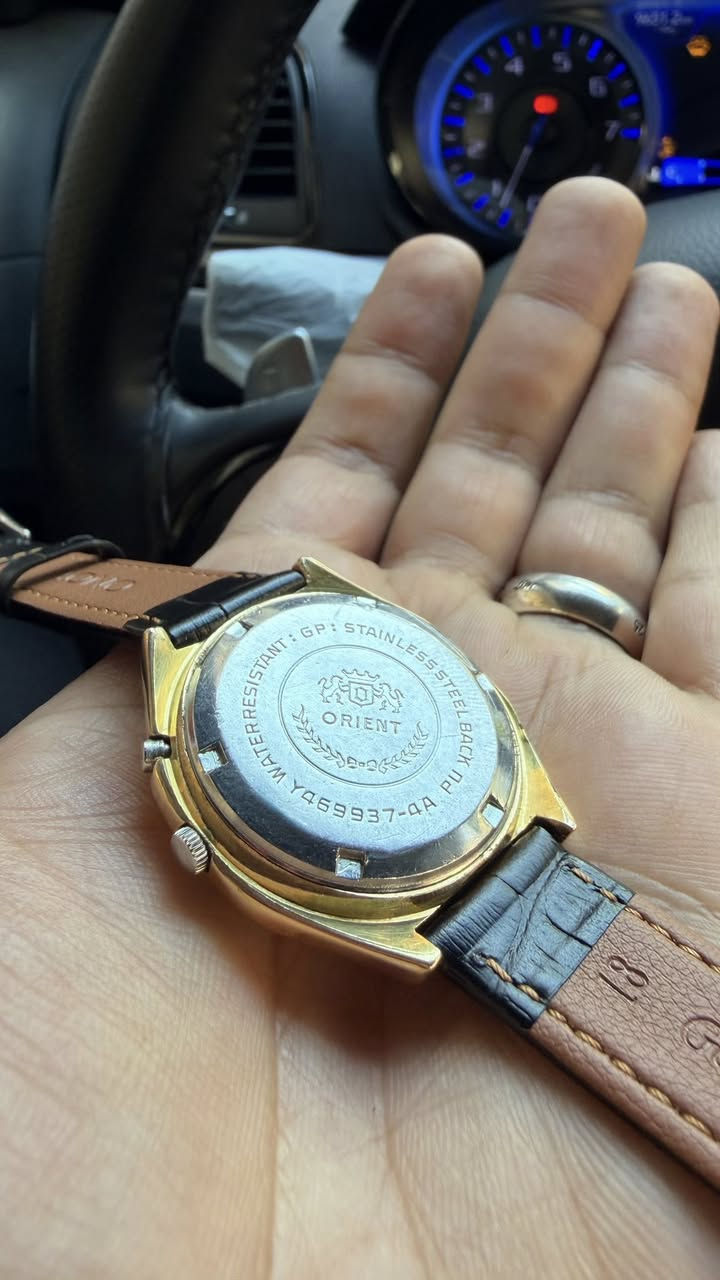 تونس حبيبي
Made in Japan 🇯🇵
اورينت ياباني اصلي وكالة
انتاج السبعينات 1970s
اوتوماتيك ⚙️
منفذ دي ديت
مينا تشطيب
21 حجر
نضافة فوول
السعر 140 الف


**إذا كنت صاحب هذا الإعلان وتريد حذفه لأي سبب، رجاءا أرسل رسالة إلى الدعم الفني**