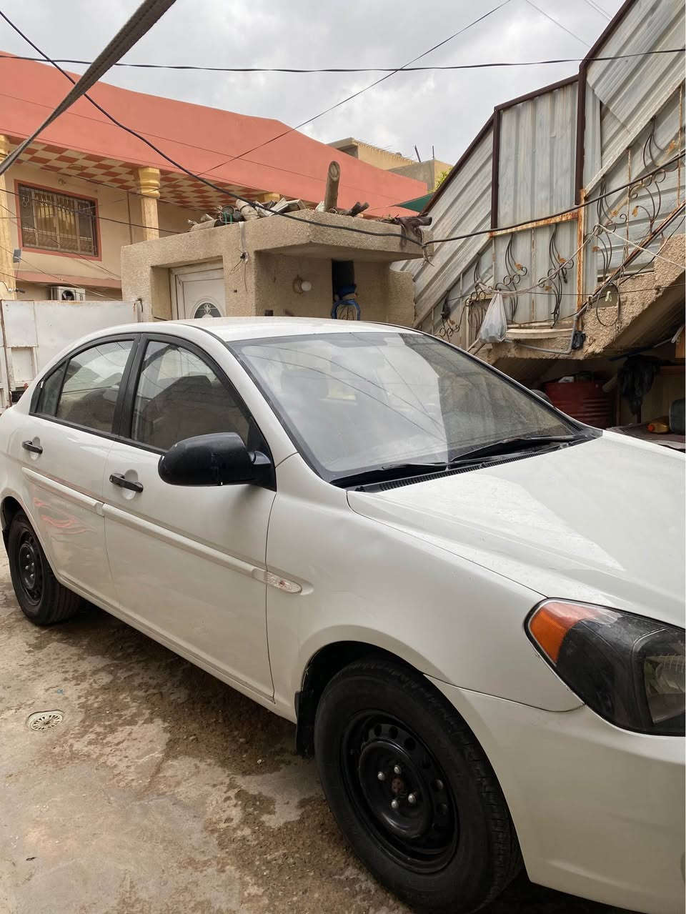 السلام عليكم هونداي اكسنت 2007 رقم ديالى دولي جديد بسمي هزه جديده سنويه لل2028 بيه صبغ الجماليه فقط بدون حادث وبدون ضربه السونار مرفق مع الصور محرك كير صدر تخم تاير كهربائيات كله جاهزه السعر ٧٤ وبيه مجال شي بسيط جدا للشراي مكاني ديالى بعقوبه حي المصطفى *********** 
*********** بعقوبة, ديالى
