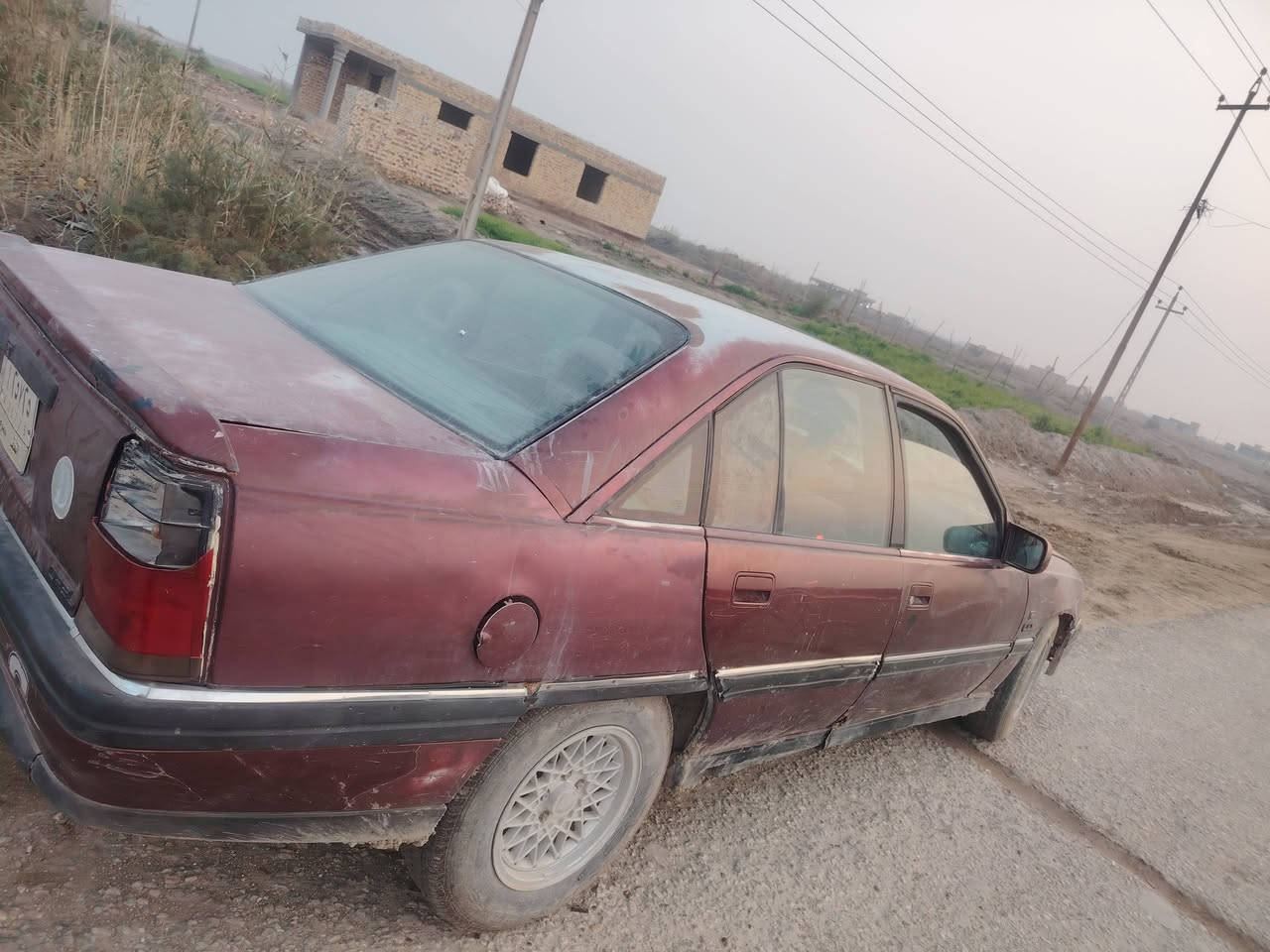 اوبل اوميكه موديل 91  سنويه جديده  رقم نجف مداور ثاني يوم عوزها تنته وعزوها دوشمه  سياره بلاديه مال جناي السعر 20 بي مجال  مكان السياره الرميثه صيطره العارظيات  ***********/***********
