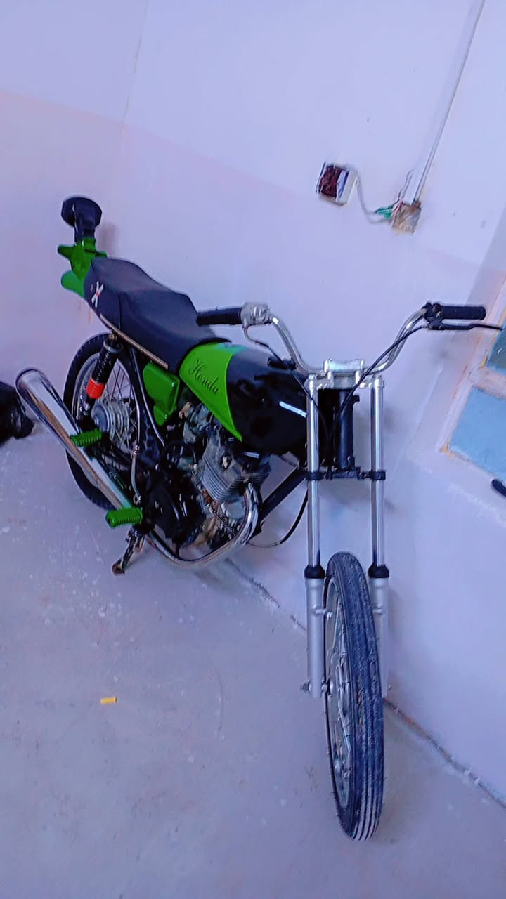 دراجه للبيع مكفوله من سرقه سعر 525 وبيه مجال حك لجيه مكاني البصره جزيره رقم تواصل ***********
