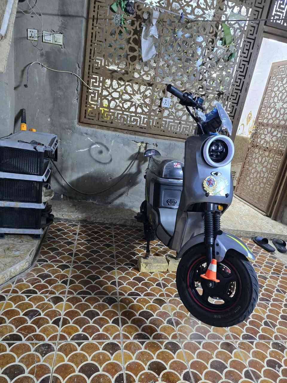 السلام عليكم دراجه كهرباءي للبيع دراجه نضيف شوفت عينكم النضافه فول للأستفسار الأتصال برقم  ***********
