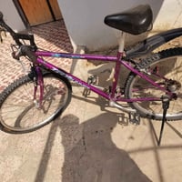 بايسكل للبيع حجم26مايحتاجلو بس فحمات  السعر 50الف 07736060874