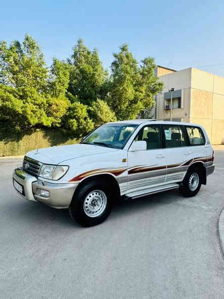 سلام عليكم للبيع لاندكروز 2005 كفاله عامه عده شويه بارد بين البابين وشويه صبغ بل بنيد شبر فقط
السياره جديده بمعنى الكلمة ماشيه 233الف حقيقي
كير محرك صدر تخم تاير تبريد جيد جدا 
السياره جديده منل داخل ومنل خارج فول مواصفات 
فتحة سقف شاشه صاج دبل تانكي فورويل ابريم ام الطفايه 
رقم سليمانيه تحويل مباشر السعر 190ورقه وبيها مجال
عنوان بغداد للاستفسار ***********1
