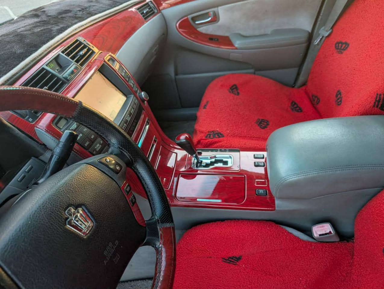 شاهينه ي موس سپورت
2005 ره نگ گوراوى ئه وروپا مه كينه و گير بجوك بي مه سروڤ ژ ؛م ***********
