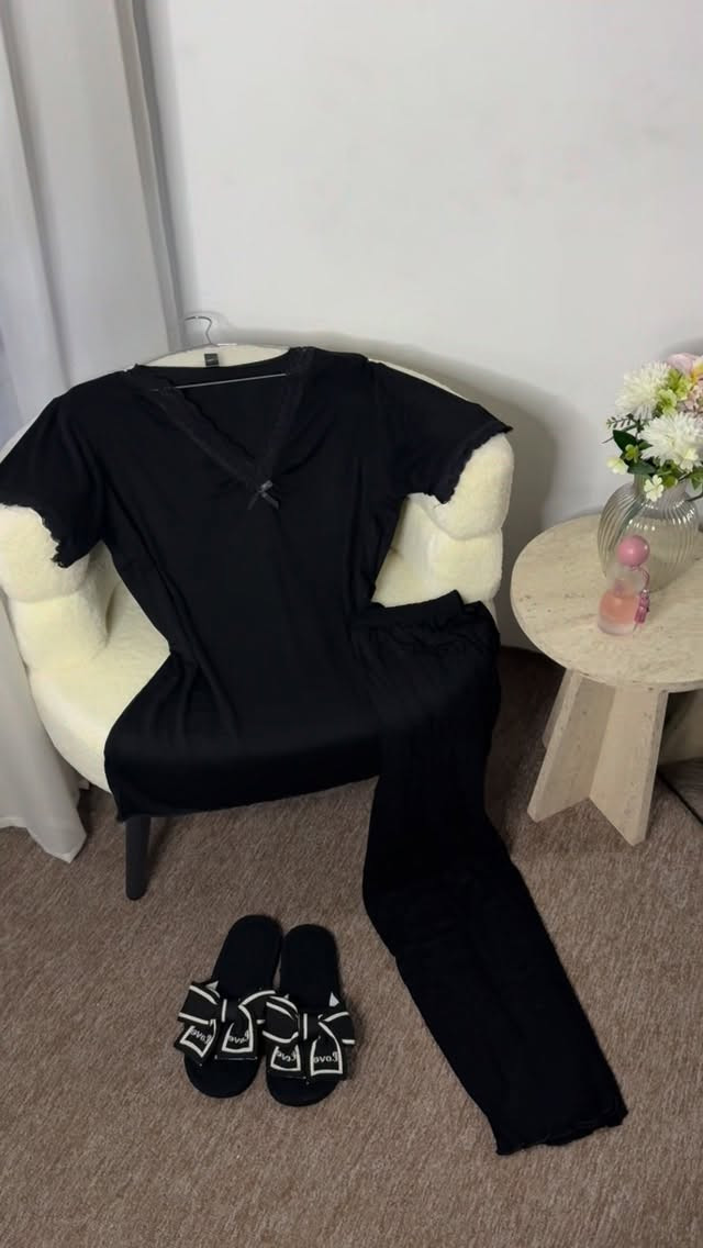 تراك فانيله زبده سواد يجنن♥️
قياسات من m-5xl 
من وزن 40-100 
السعر 16 
السلبر 13


**إذا كنت صاحب هذا الإعلان وتريد حذفه لأي سبب، رجاءا أرسل رسالة إلى الدعم الفني**