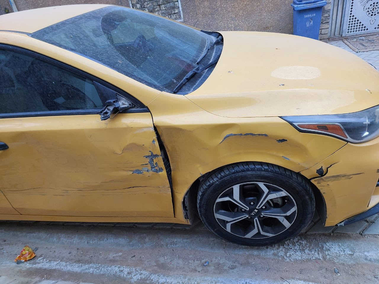 السلام عليكم من رخصت الدمن المحترم للبيع موديل 20 بغداد تحويل مباشر صور الحدث بمريكى او بعراق بل منشور مكان السياره بغداد مدينه الصدر سعر 130 رقم صحب السياره ***********
