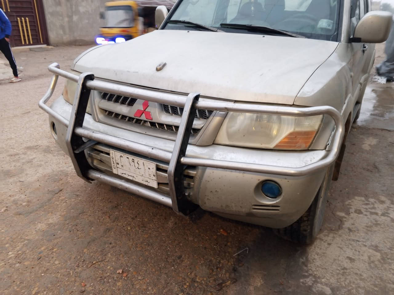 باجيرو موديل 2004
مكينه وكير بلاد مكفولات 
تخم تاير 
كهربائيات شغاله 
السعر 60 بلاش 
كير عادي بلاد 
ر
دفع رباعي 
ايسر بلاد 
سنويه جديده 
مكانه العمارة 
***********
