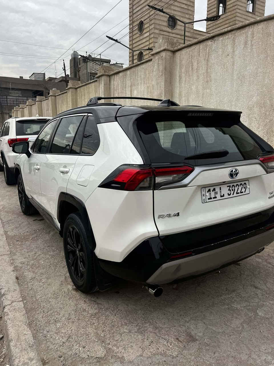 متاح رف فور مديل ٢٢اخر فئه XSe. مكان بغداد اتصال *********** السعر 225
