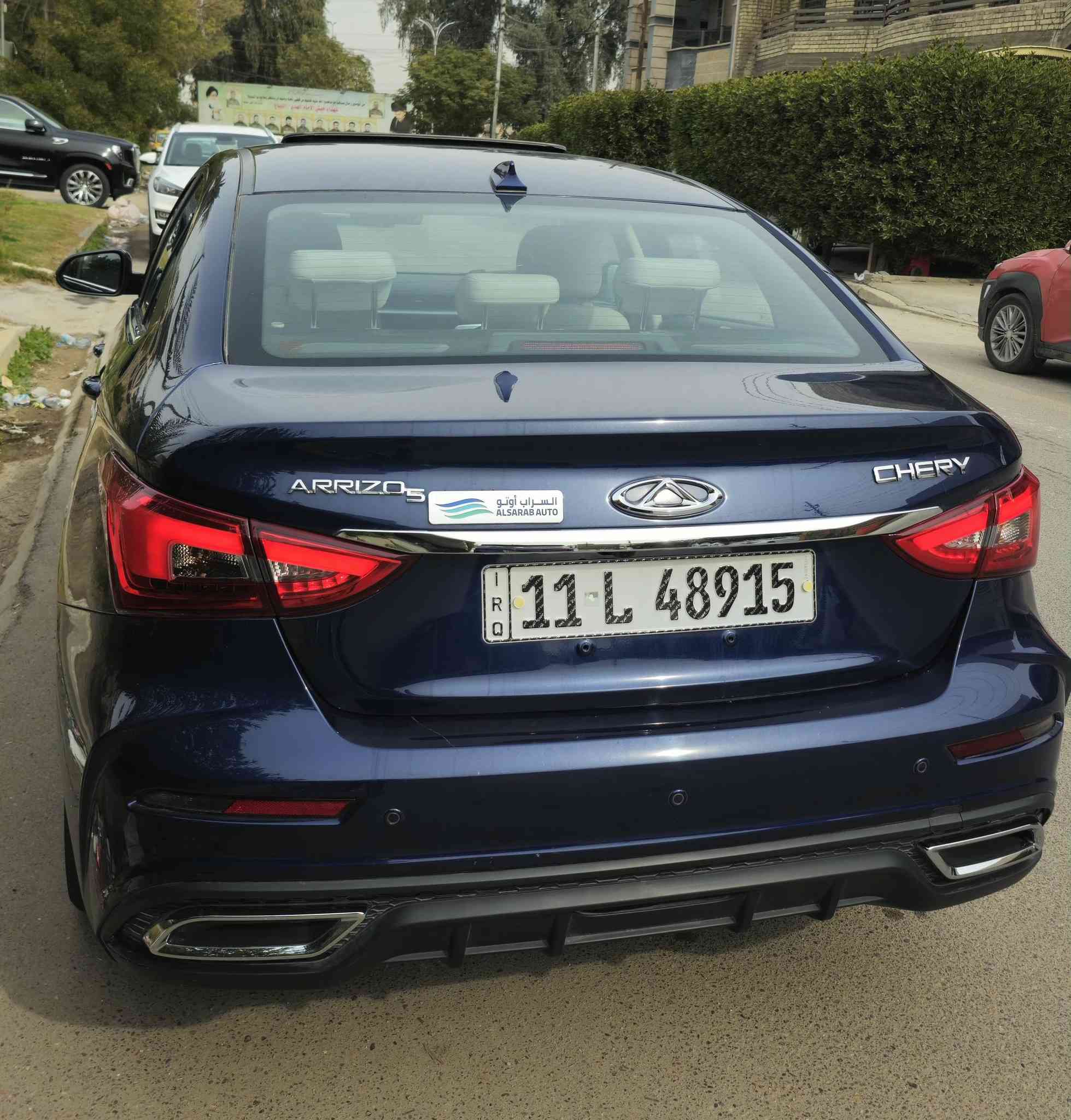 اريزو 5  فول مواصفات موالعاديه
ماشيه 15 الف فقط
رقم بغداد باسمي
فتحه سقف
داخل جلد ابيض مميز
ويل 17  
شاشه بلادي
اندرويد اوتو + ابل كار بلي
تبريد ينعرض بلشاشه 
كاميرا دواره
اشاير بلمري + طوي اوتو
لون حبري 
8 ايرباك 
تحكم ستيرن جهتين 
تثبيت سرعه
تبريد خلفي وامامي
رادار جوانب 
بيه درع من جوه هذا لفول هيج لمواصفات لعاديه مابيه
داخل ضمان + دفتر ضمان 
ومعروف اسعار لفول بلشركه بيش

العنوان _ بغداد _ البياع 
***********
سعر 112 ورقه مجال جدا بسيط
