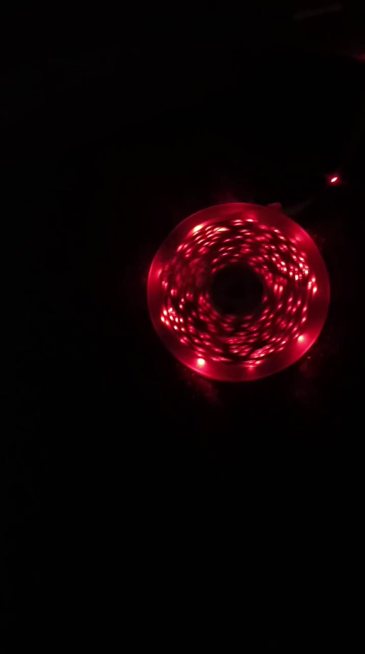 ضوء LED ديكور ، شريط تغيير ألوان RGB، تحكم عبر التطبيق بتقنية الوقت،   ويعمل على الوقت  وفيو اكثر من 8 حركات 5 متر ب5 آلاف فقط


**إذا كنت صاحب هذا الإعلان وتريد حذفه لأي سبب، رجاءا أرسل رسالة إلى الدعم الفني**