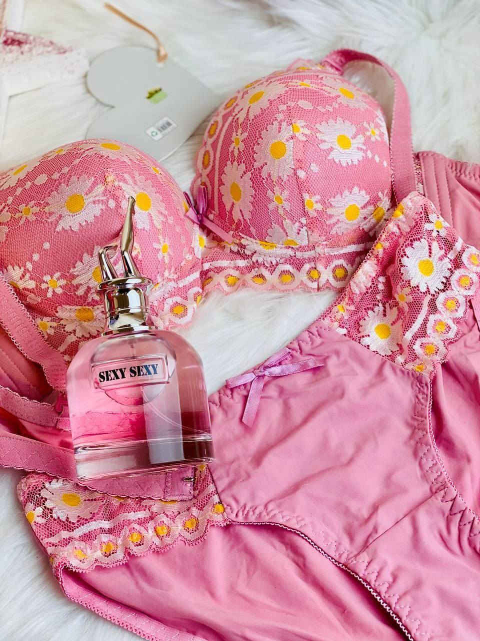 🎁افضل الهدايا الرومانسية لعيد الحب 🎁عرض خاص لعيد الحب للمتزوجين ، 🎉عيد الحب قرب، واللحظات الحلوة تستاهل هدية رومانسية 🎁✨
سيت ملابس داخلي نسائي👙
لانجري طقم (ستيان + أندر ) 
💞حمالة دبل اسفنج عظم 
كوالتي عالي وخامة راقية✔️
✨ تركي درجه اولى 💯🇹🇷
القياسات.36.38.39
                   
عطر الاثارة ❤️‍🔥❤️‍🔥#الاصلي
⚘( عطر  SEXY SCANDAL ) ⚘
♥️ عطر المساء الساحر
♥️ جمال هذا العطر يجنن 
♥️ عطر نسائي مغري جدا ورومانسي بي اثارة
♥️ عطر سكندل يعتبر من اقوى انواع عطور الاثارة النسائية التي تثير الحواس وتمنح الانثئ رقة تحبس الانفاس 

سعر العرض ١٥ الف
🚘 يوجد خدمة توصيل لجميع محافظات العراق ٤ الاف 🚘


**إذا كنت صاحب هذا الإعلان وتريد حذفه لأي سبب، رجاءا أرسل رسالة إلى الدعم الفني**