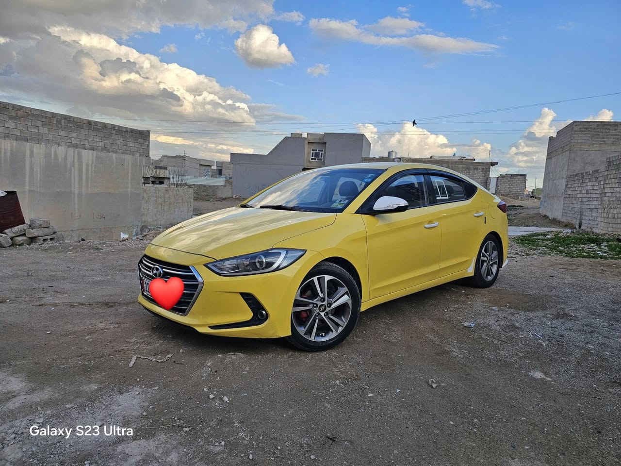 سلام عليكم اخوان للبيع افانتي موديل ٢٠١٨ نص فول بيه باب الخلفي السايق بدل بدون داخل شرط الدواخل مكينه جيدي اي بيه بدايه شرط التحويل ول قرمات ول كاله بيه كم بقصه بل سقف بدون كابون رقم نينوى جديد السعر١٣٠ بجال قليل  باقي تفاصيل على تصال*********** فقط بيع
