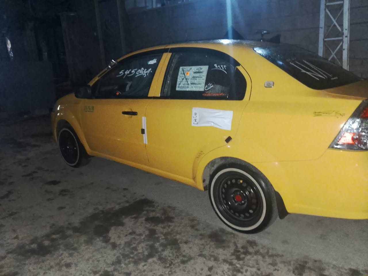 السلام عليكم
افيو 

2011

موسسه

رقم بغداد 

الشرعي بل موصل

شرط وكاله او تحويل

بدون ضرر

بدون معجون

مكينه استرا تك

كير اوتوماتيك

السعر 67 او بيها مجال للطيبين

السياره خير من الله

***********
