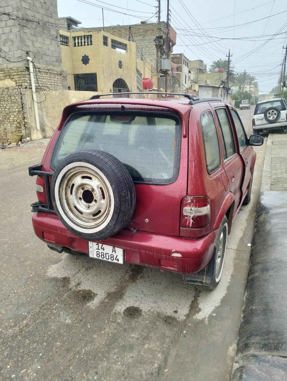 السلام عليكم سبورتج موديل ٢٠٠٠ مكينة ٢٠٠٠ تبريد مكينة بيها تنقيص بلادية بيها صبغ قليل رقم بصرة دولي قبل شهرين حولتها هزة جديدة مكاني بغداد سعرها ٤٥ وبيها مجال بسيط
***********
***********
