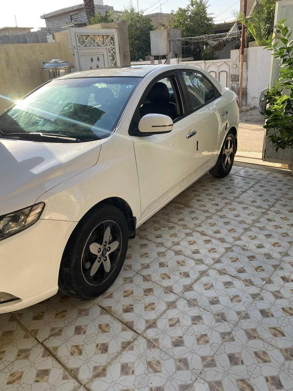 سيراتو موديل 13مكفوله عدا مكانين بارد بغداد باسمي فول مواصفات واحد على واحد مكينة كير مكفولات السعر 110مكاني ديالى المركز *********** /***********
