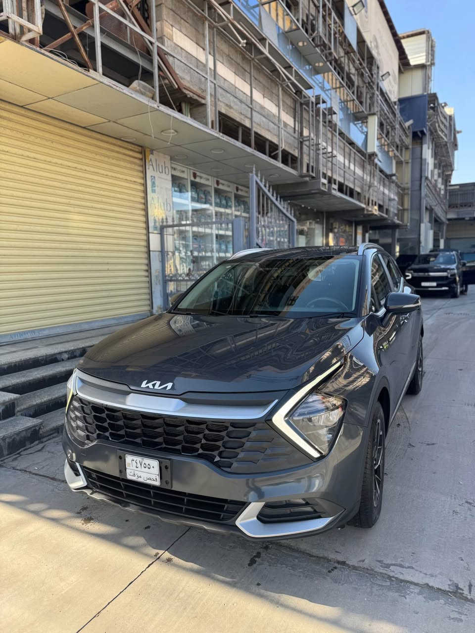 السلام عليكم  للبيع كيا سبورتج موديل 2023 كفالة عامه عدا شخط بالدعامية وارد خليجي دخول الكويت  ماشية 73 الف كيلو  السياره حره بدون ارقام تترقم بأسم المشتري السعر 180 وبيها مجال   للتواصل ***********
مكاني بصره الجنينه البصرة, العراق
