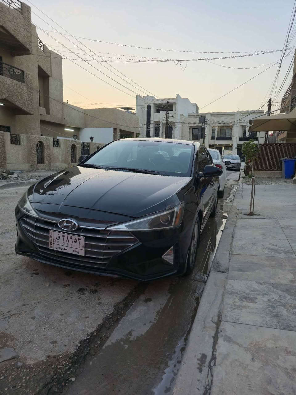 السلام عليكم 
النترا 2019 للبيع بسعر مناسب
الحادث موضح في الصورة تبديل دعامية لون مطابق و بارد قليل في البنيد 
مكفولة من الصبغ و التبديل و المعجون
عداد المسافة ٧٠ مايل
رادار تحديد مسار كامرا دوارة و ابل كار يلي اندرويد اوتو
محرك ٢٠٠٠ كير AT بلادي 
تخم تايرات جديد و سبير شركة جديد 
السعر ١٢٦ و بيها مجال اتصل و تدلل
واتساب ***********
اتصال 
*********** بغداد, العراق
