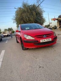 بيجو للبيع 2005 نظيفه  رقم بغداد جديد انكليزي بيها رشات صبغ سنوية تنته...