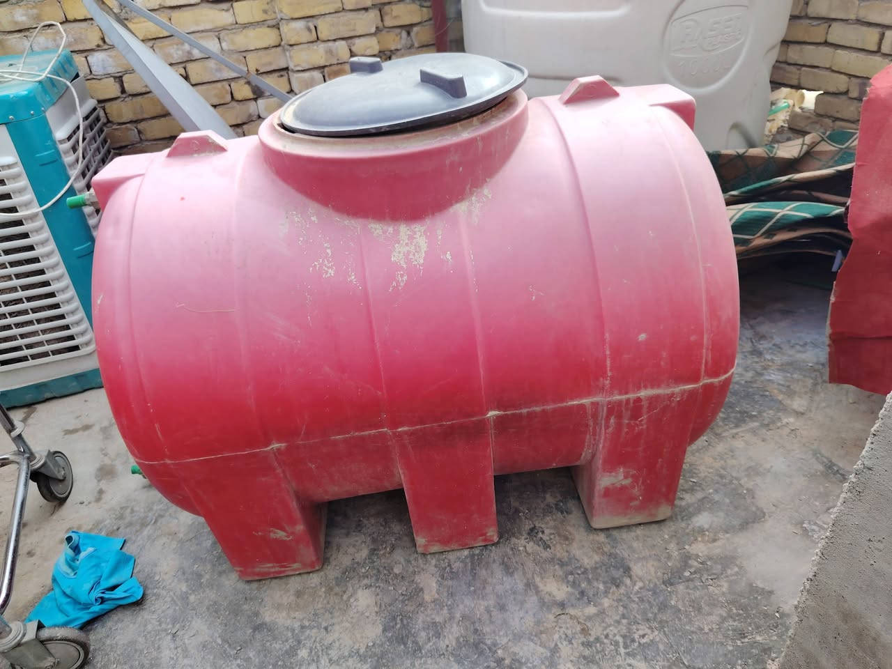 سلام عليكم تانكي ابو 500جديد وعلي فحص المكان نجف حي رحمه ***********
