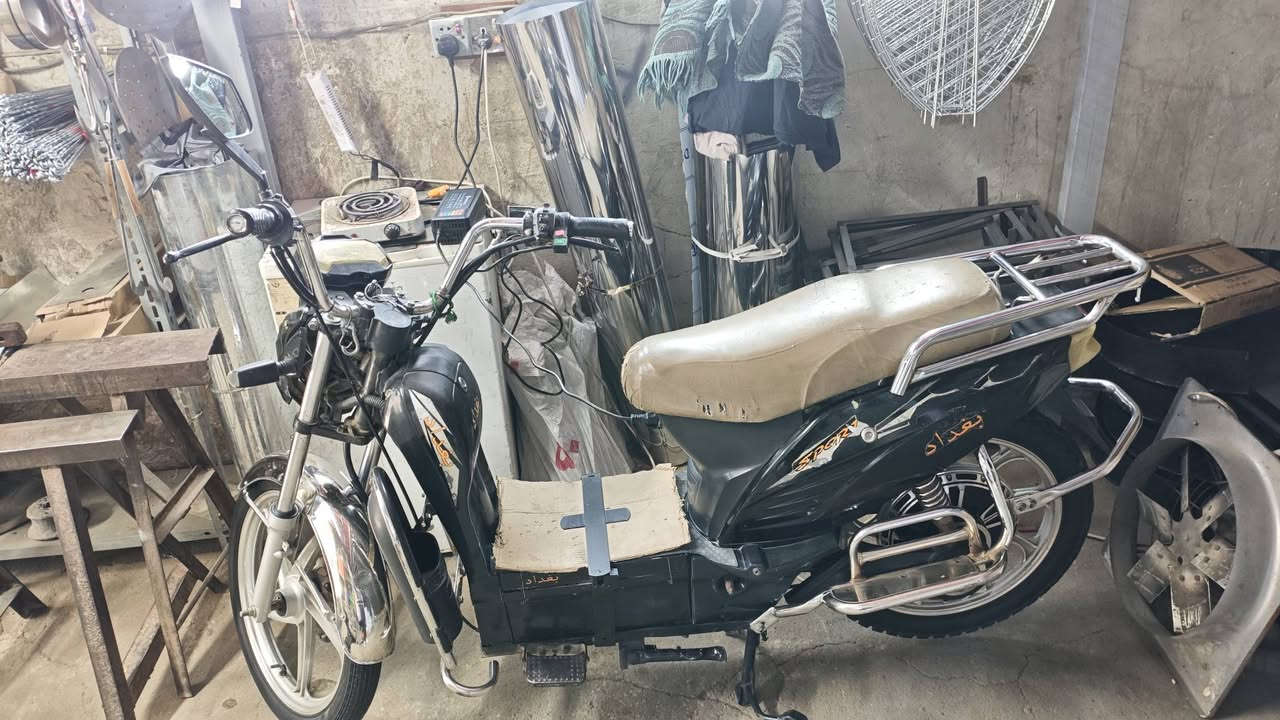 دراجه شحن هارلي للبيع
الدراجه بحاله جيده وبطاريات جديد اقل الشهر من شديتهن وبطاريات مال شركة تالج الريان الاصلي تمشيك 45 كيلو بالشحنه الوحده ...
المكان بغداد شارع حيفا 
***********// واتساب
