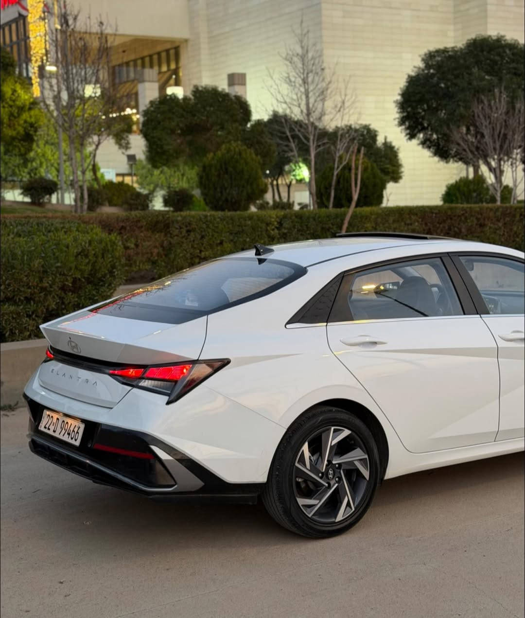 النترا 2024 فول مواصفات
بصمة ابواب وتشغيل 
فتحة سلايت
كشنات جلد
تبريد قطعتين
دشبول دجتل كيج الكتروني
هاندبريك بصمة 
مري كهرباء شفط 
اوتو هولد 
انظمة قيادة متعددة
شاشة + كامراة
قيادة ذاتية
اشاير بالمري
سستم سماعات 
شحن هاتف 
لايتايت عدسة زنون + تحكم بالايت
لددات امامي وخلفي 
تحديد مسار 
رادار 
تحكمات كامل استيرن
حساسات
باقي مواصفات معروف السيارة فول
رقم اربيل الجديد باسمي 
هزة وسنوية كلها جديد الى 2030
شرط التحويل او الوكالة 
السيارة مكفولة كفالة عام فقط مكان صغير تعديل pdr بيها 
ماشية 40 الف كيلو جديدة على وضع شركة
السعر 136$ وماكو هيج سعر بكل السوك 
*********** مكان السيارة اربيل
