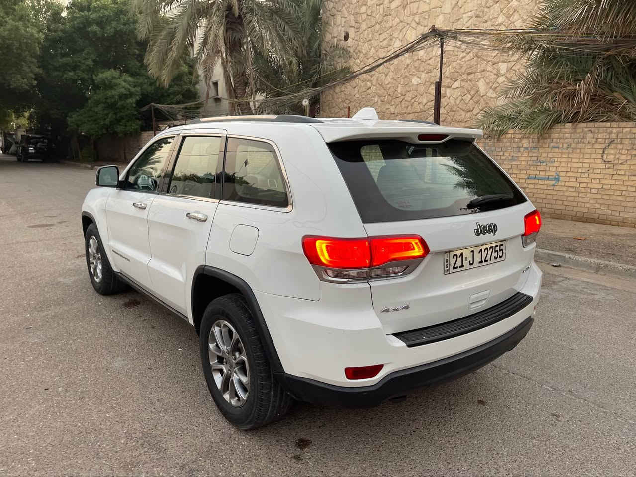 جيب 2014 خليجي مكان السياره الاعضمية
رقم شمالي باسمي سياره جاهزه بيهة صبغ جاملغ سايق فقط ماشيه ٦٥ الف كيلو السعر (238) *********** بغداد, العراق
