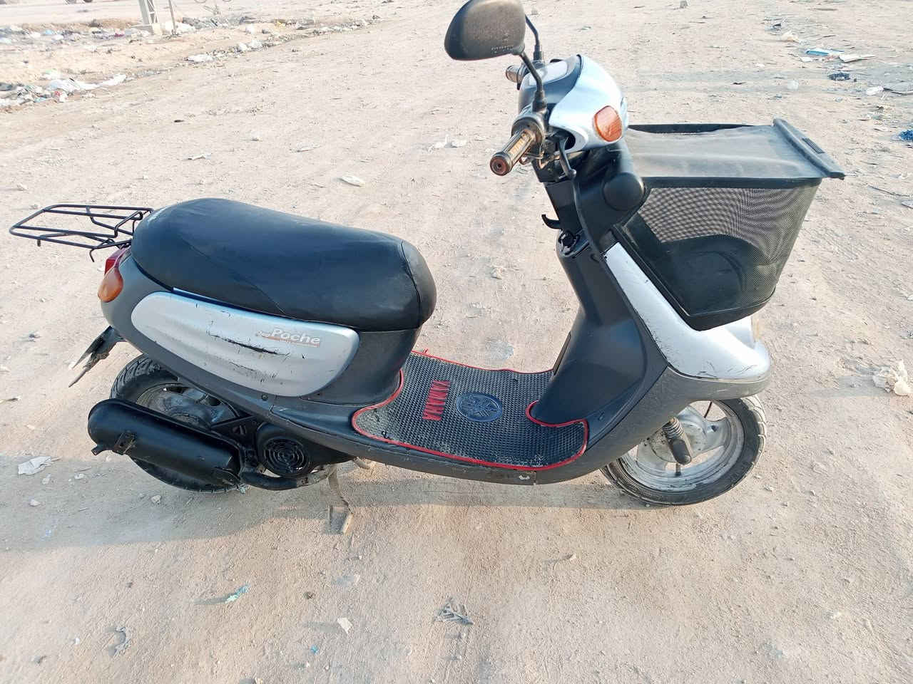 دراجه منغولي 2003 محرك ما مفتوح العنوان كربلاء حي الغدير دراجه كله شغال محرك بلادي العنوان كربلاء حي الغدير السعر 400 وبيها مجال والشرايين اتصل على الرقم ***********
