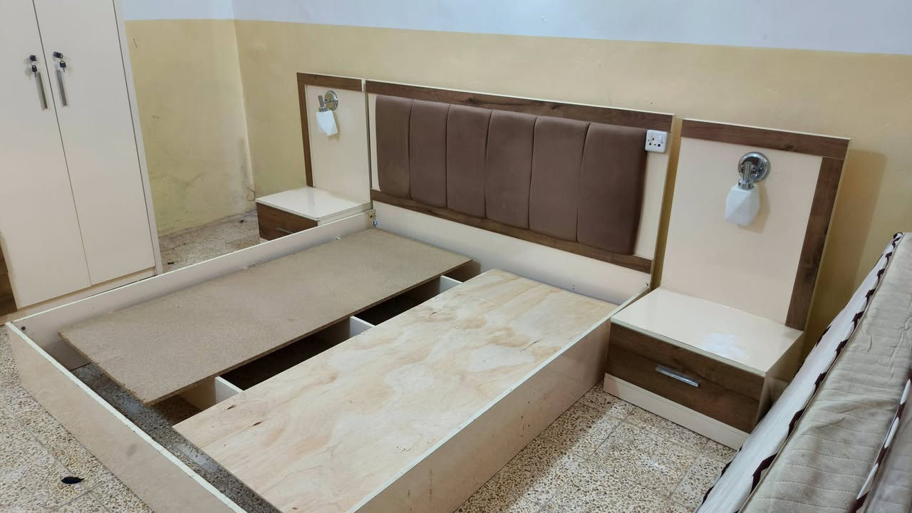 غرفه نوم تركي للبيع السعر 350 وبي مجال  عنوان تلعفر ***********
