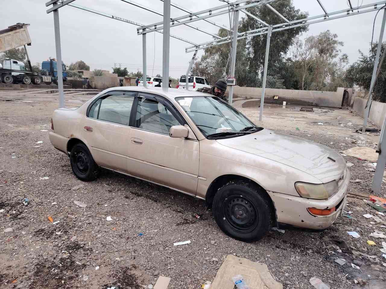 كورلا 92 للبيع
السنويه لحد 28 
مكان السياره : النجف الأشرف 
راعيها صديقي و سكنه النجف 
اللكير والمكينه بحالة جيده
الحداديه جديدة 
الرقم : ذي قار / مشروع وطني
السعر : 43. ورقه 
العنوان النجف / الحيدرية 
الاتصال ***********
