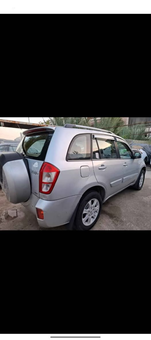 شيري تيكو موديل 2013
محرك1800
كير كهربائي 
سياره خير من الله 
محرك نشط وكلش حلو بس بيهه بس نضوح من الجبن يرادلهن تبديل 
كهربائيات كلهه شغاله 
مواصفات التيكو معروفه فتحه 
وجام يصعد ويه تقفيل وتحكم استيرن 
حساسات خلفيه 
سياره بسمي رقم انكليزي هزه جديده وماعليهه غرامات ولاربع 
تحويل ثاني يوم 
للاستفسار ***********
السعر 60
العنوان الصبح متواجد بالمنصور 
وباليل متواجد بالبلديات بغداد, العراق
