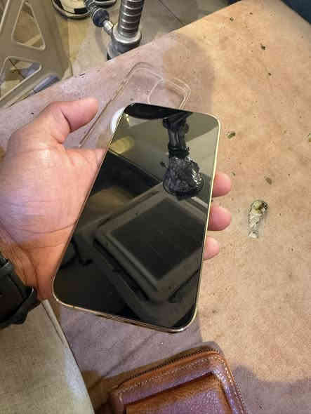 سلام عليكم 

ايفون 13برو ماكـــس  لون الذهبي ذاكره (512) بطاريه(88)
الجهاز وتر بروف. تغسله ب المي  ممفتوح 
السعر (770) 
بغداد الرشيد
***********
