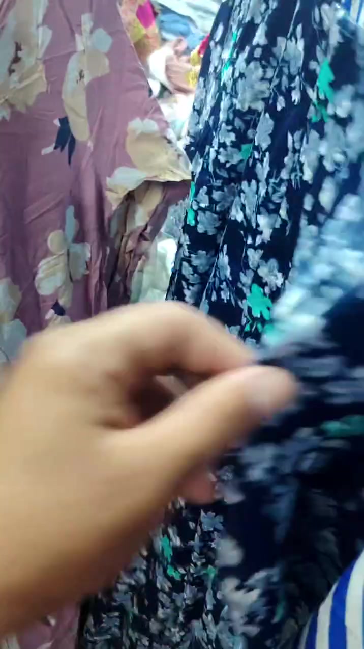 "وصلت وجبة جديدة من المخور والقفطان البناتي! 👗 بضاعة بالات مميزة، خامة وأناقة تليق بأميراتكم. متوفرة الآن في المحل.. حياكم! 🛍️"من عمر سنتين لحد ١٥ سنة شرط جديد


**إذا كنت صاحب هذا الإعلان وتريد حذفه لأي سبب، رجاءا أرسل رسالة إلى الدعم الفني**