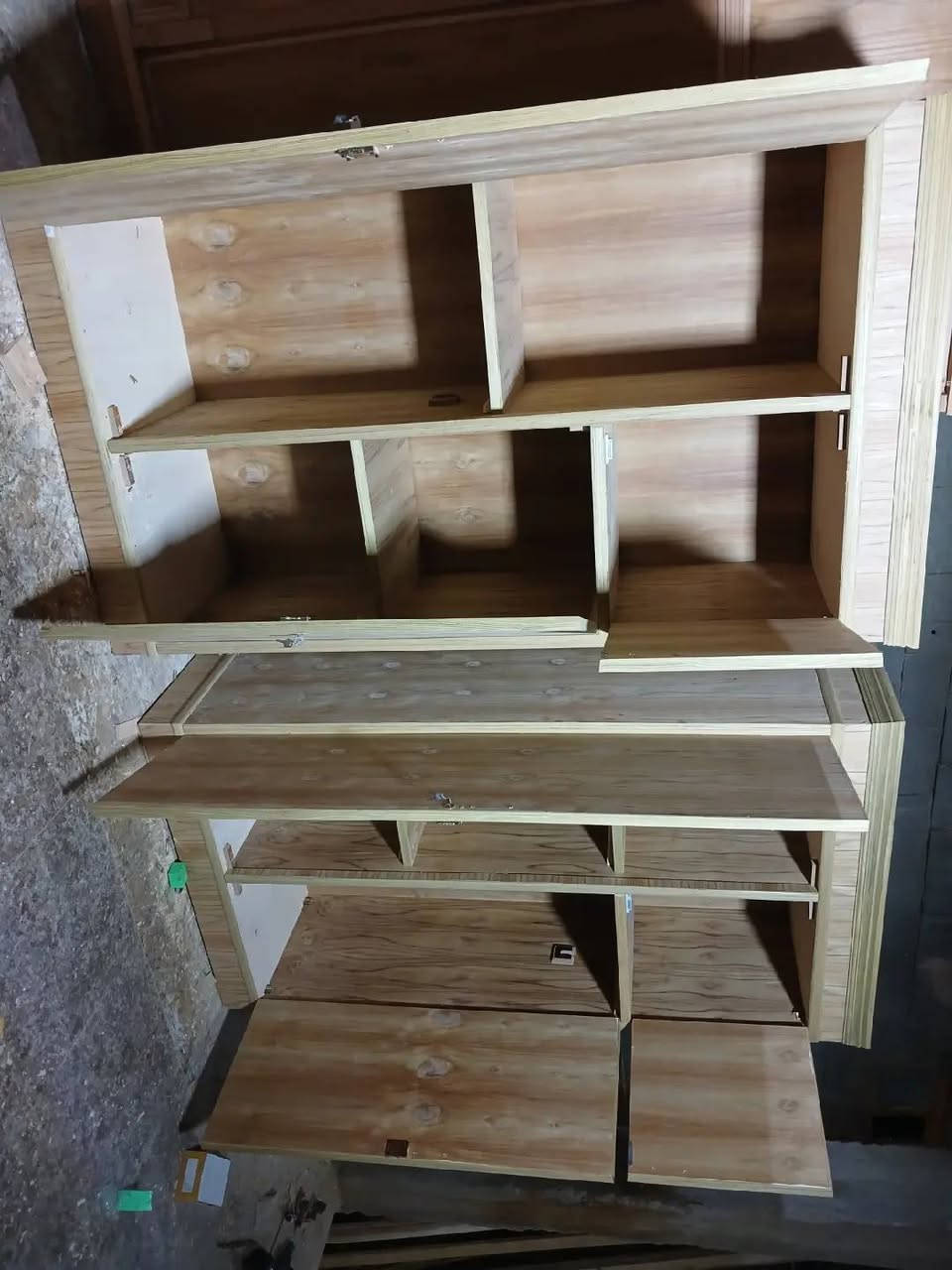 كناتير احطاطه مختلفه الاحجام والاشكال
احطاطه حسب الطلب.
 نجاره وصبغ درجه اوله
الانبار هيت. حي المعلمين
***********
***********
