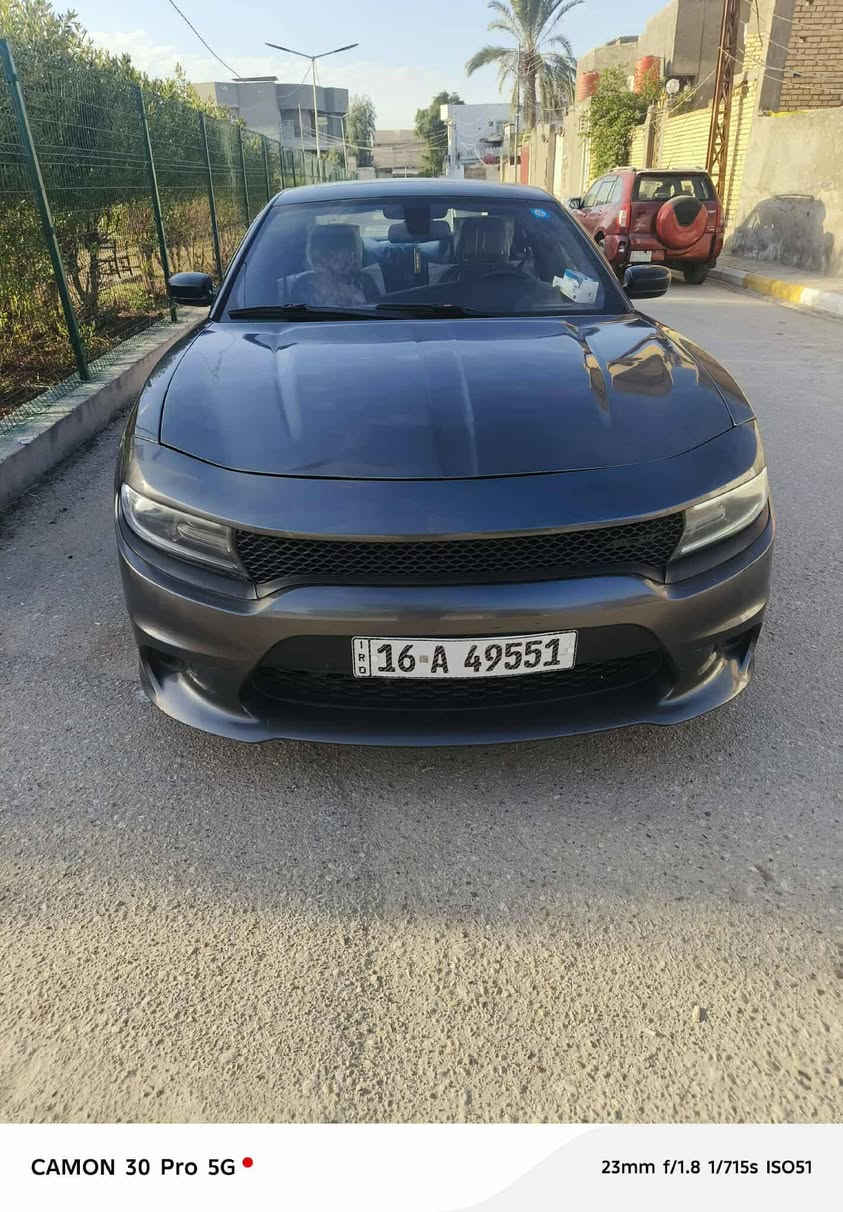 جارجر موديل 2016 جي تي فول مدينه 3600توويل فتحه سقف شاشه
كبيره كشنات حضن كهرباء كامره خلفيه حساس خلفي تشغيل عن بعد لون رصاصي بيه 5 قطع داخله 
كلين استخدام شخصي رقم قادسيه الجديد سعره 150وبيه مجال 
مكان السياره مثمى الدرهم مراوس 13لو 14
***********
