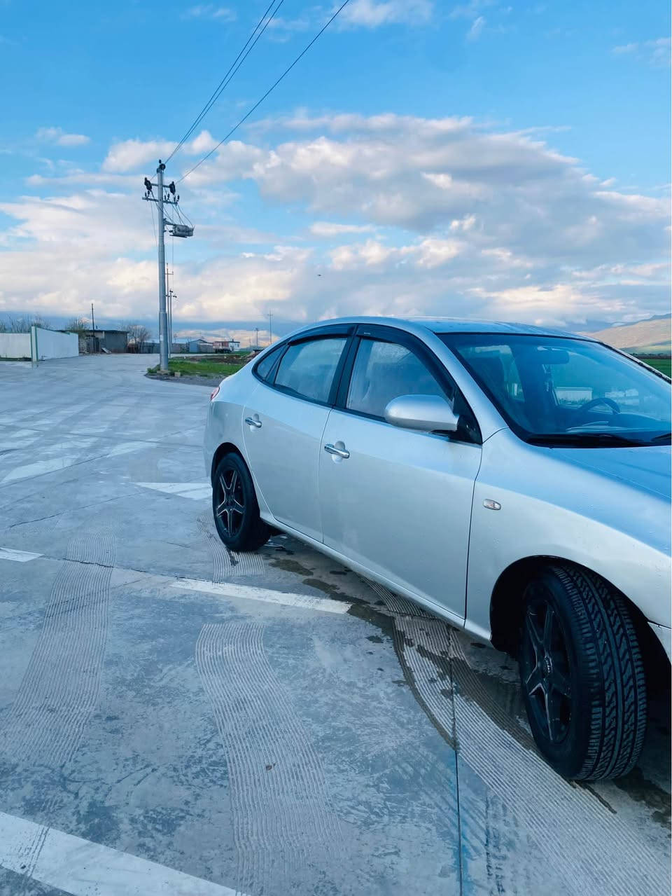 هۆندا ئەڤانتی ٢٠٠٨
كامل مەسروفكراوە
نمونە
فول مواسەفات بەس سڵاید نیە
مەكینە گچكەی دكشن بەرز
یەك دڵۆپە خایسی نییە
دەحم و لێداو بەشەرت
دكشنی بیلادی
٤ گێچ
ئاوێنە شەفت و كارەبای 
تەبرید لەمس
ڤۆلیۆم
پشت حاسە
كوشن جڵد و هیتەر
شاشە ئایپاد
بلوتوس
برێك بەستراوە 
ناوی گاحی دژە ئاو كراوە
شوێن بڕاوەكەی وەك شەریكە چاك كراوەتەوە
٤ تایەو ویلی سفری لەسەرە
ڕۆن و فلتەری تازە گۆڕاوە
هەموو گیانی بەشەرت
*********** بشدار, السليمانية
