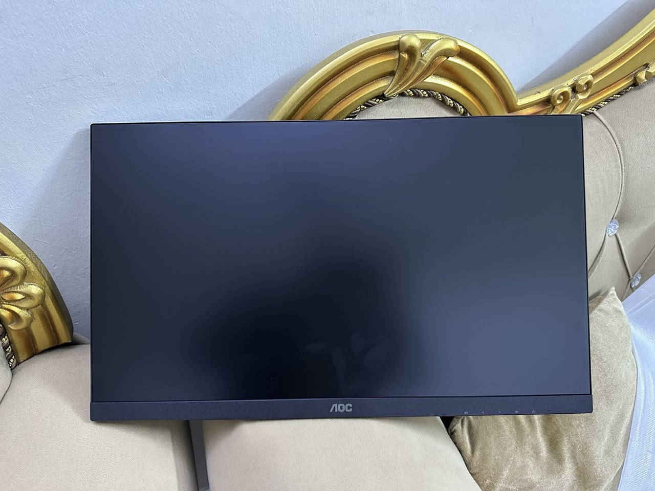 شاشة جديد ما مستخدم للبيع
‭0771 663 1840‬
