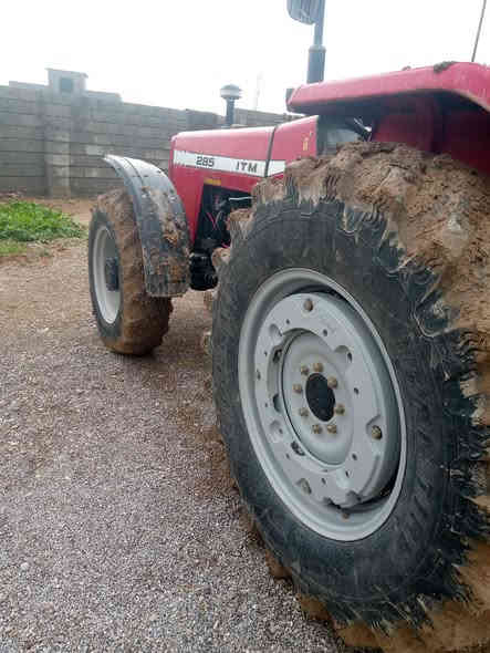 السلام عليكم تنكتر يراني 2023 مامفتوح برغي بيه ع شركه للبيع سنويه ل 28 تحويل وكاله جاهز للعمل التصال ع *********** مكان الحويجه
