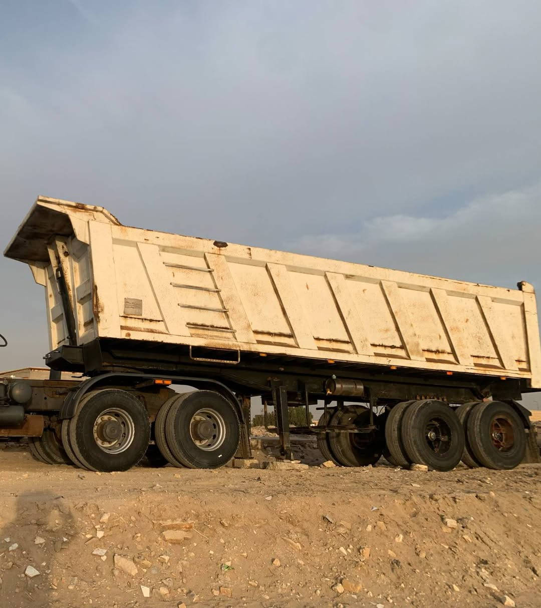 لبيع عربانه علم مديل 2005  ,, *********** سماوه لمصفه علا شارع لعام
