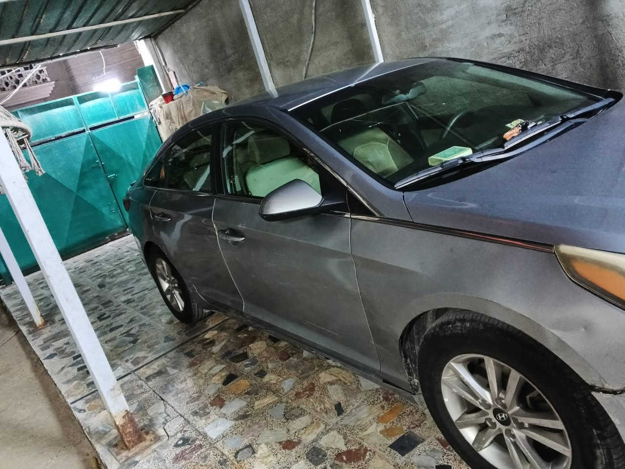 سوناتا للبيع 2016 وارد امريكي
سوناتا للبيع سعر 107
 مكان السياره بغداد 
للاستفسار ***********
