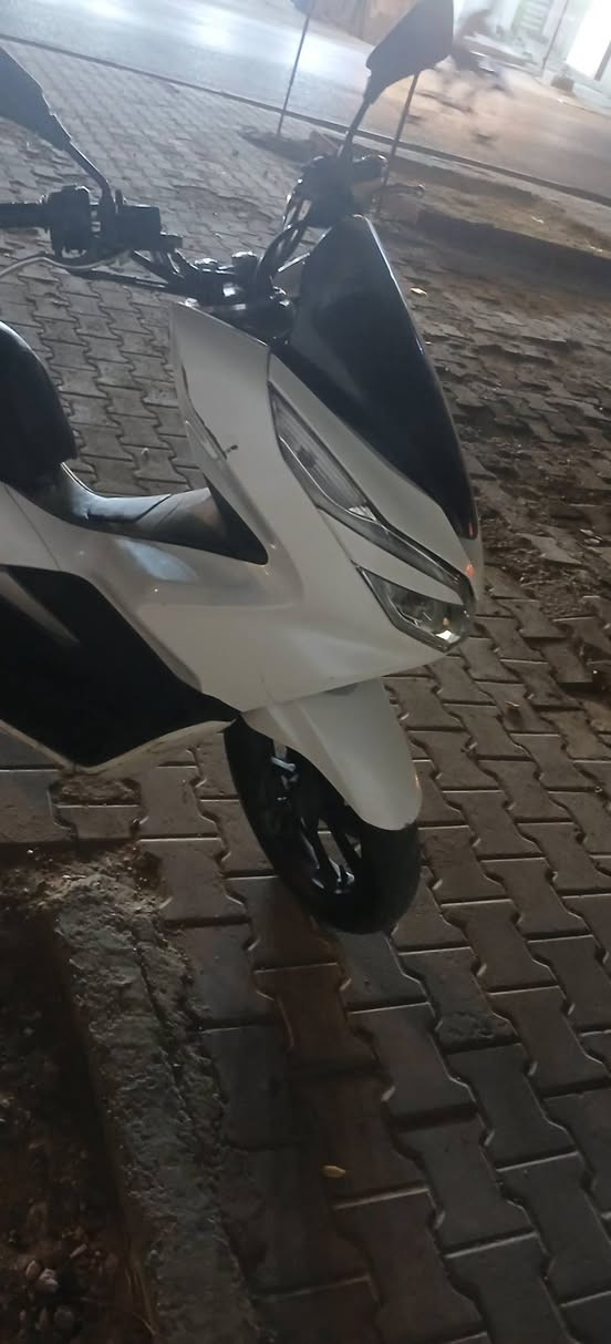سلام عليكم بي سي اكس جيل ثالث محرك مكفول كفاله عامه ماشيه ٢٧ الف السعر ١٤ وبيه مجال حك جيه عنوان مدينه الصدر الكياره *********** دراجه وارد كوري شراي خاص او يتصل
سلام عليكم بي سي اكس جيل ثالث محرك مكفول كفاله عامه ماشيه ٢٧ الف السعر ١٤ وبيه مجال حك جيه عنوان مدينه الصدر الكياره *********** دراجه وارد كوري شراي خاص او يتصل
