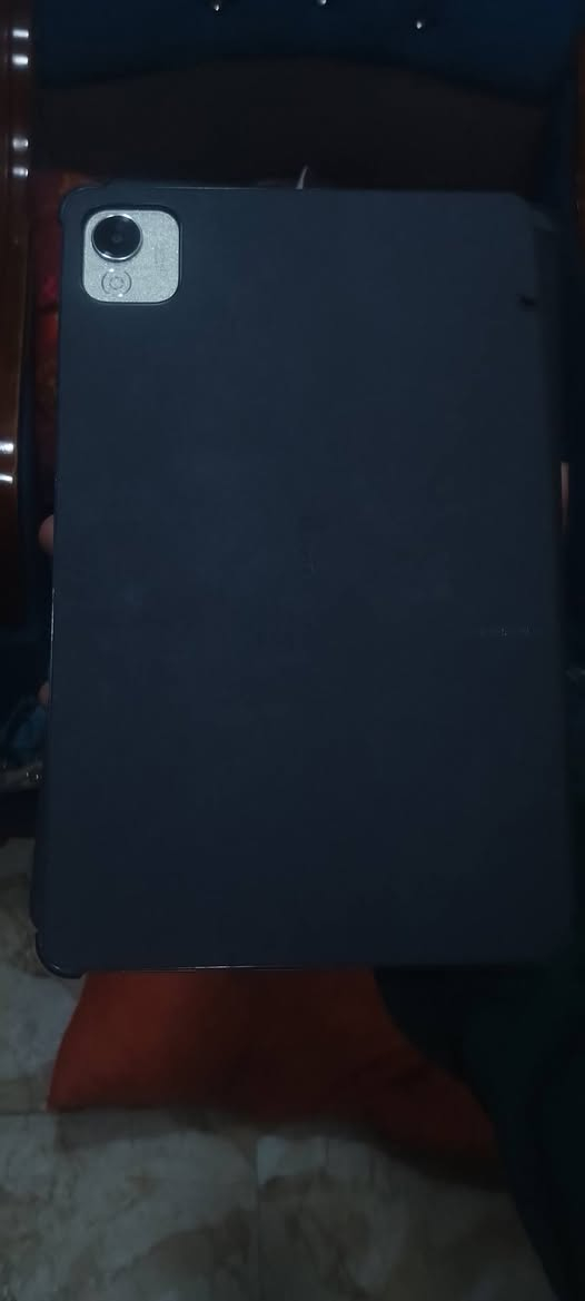 Honor Pad X9a (التابلت):
📱 الشاشة
الحجم: 11.5 إنش
النوع: TFT LCD
الدقة: 1504 × 2508
معدل التحديث: 120Hz
التخزين: 128
🔋 البطارية
السعة: 8300 mAh الايباد جديد ونظيف العنوان بغداد الشعلة***********
