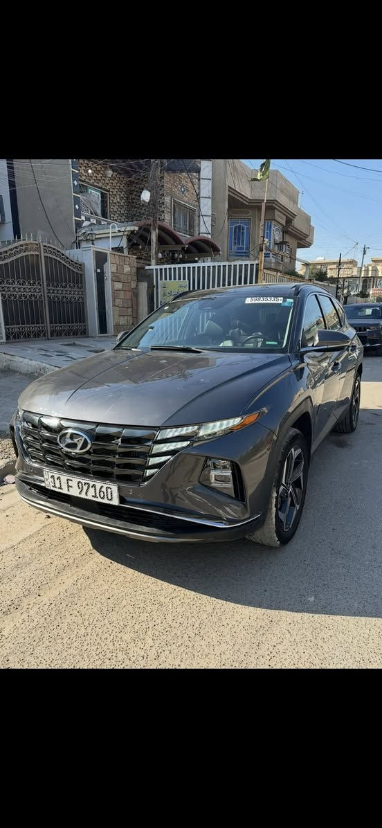 السلام عليكم للبيع هونداي توسان 2024 هايبرد فول موصفات 5 كامرات وتقدم وترجع من بصمه وبنورما وتبريد وتدفه ب كشن حادث البنيد مبدل اصلي نفس لون + جاملغات بارد شاصي ولغد مكفول سعره 205 وبيه مجال لشراي ***********
