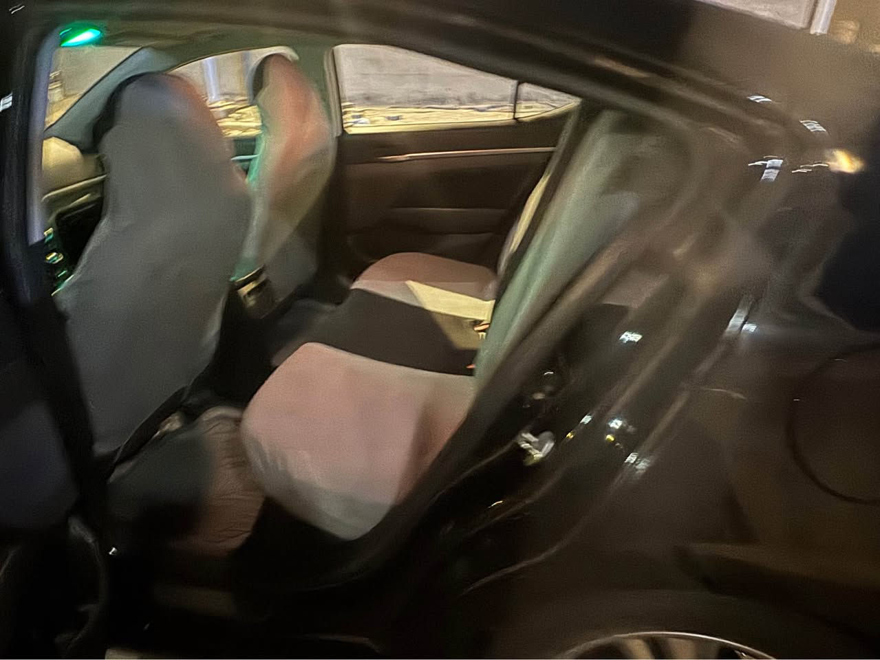 النترا وارد أمريكي موديل 20فول مواصفات واحد عله واحد مكينه وكير كفاله سياره بيه بس بنيد والباقي كفاله تخم تاير تبريد و تدفئه العلوان البصره رقم *********** Singapore
